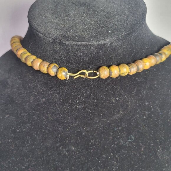 Vintage Handmade Wooden Beaded Textured Pendant Tribal-Inspired Design Necklace - Picture 4 of 4